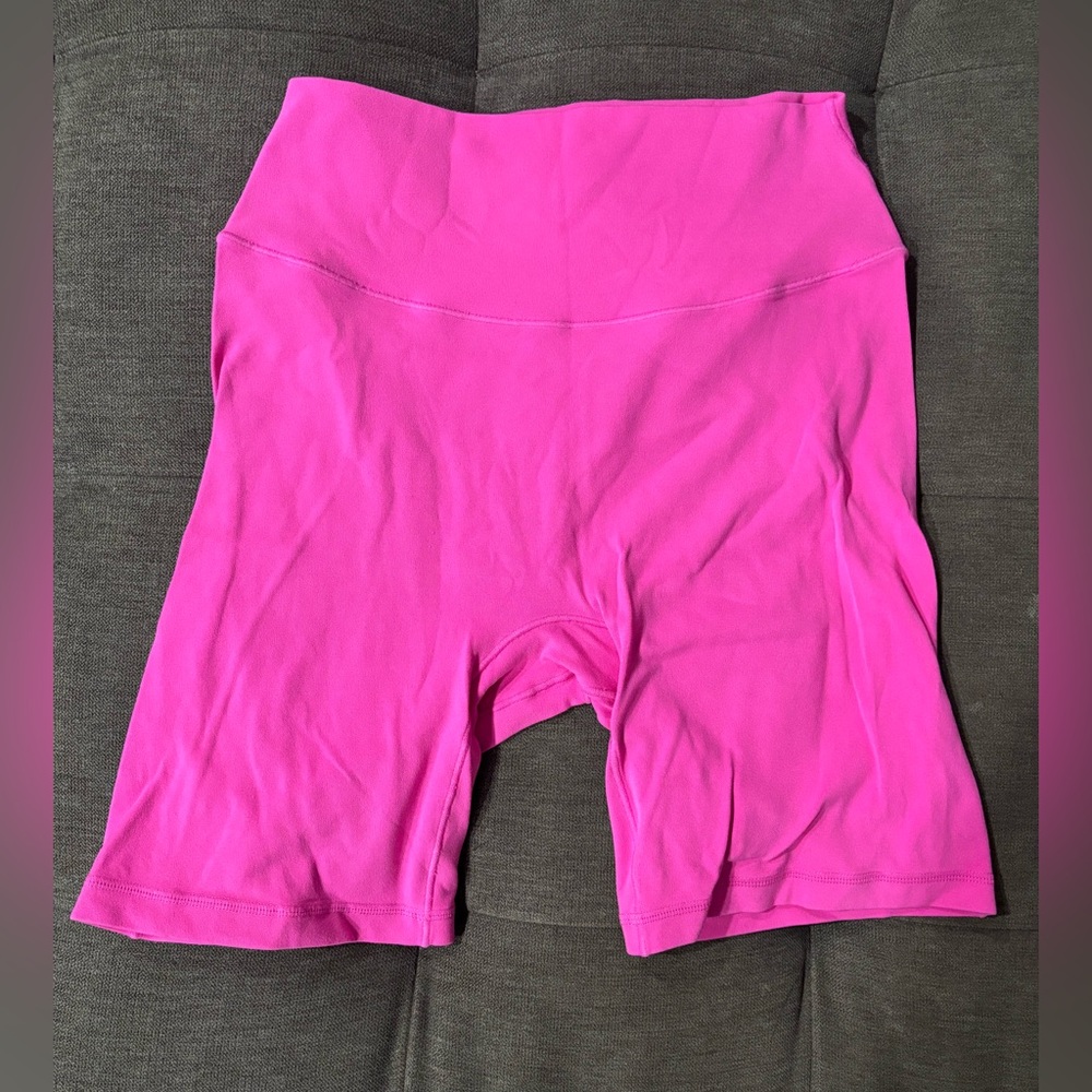 Stori Shorts
